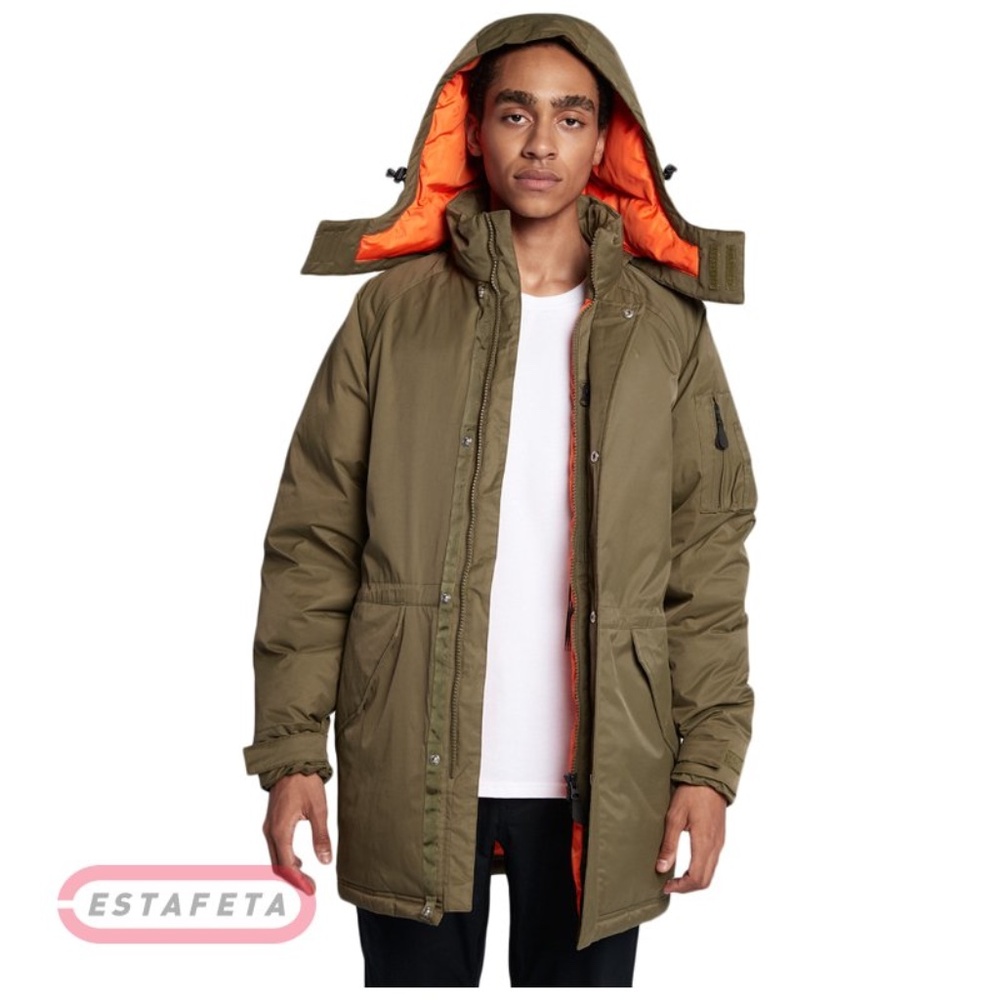 Converse Men’s Woven Sideline Down Jacket